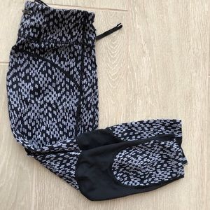 Nike Dri Fit Crop Leggings Sz S Sold in Japan